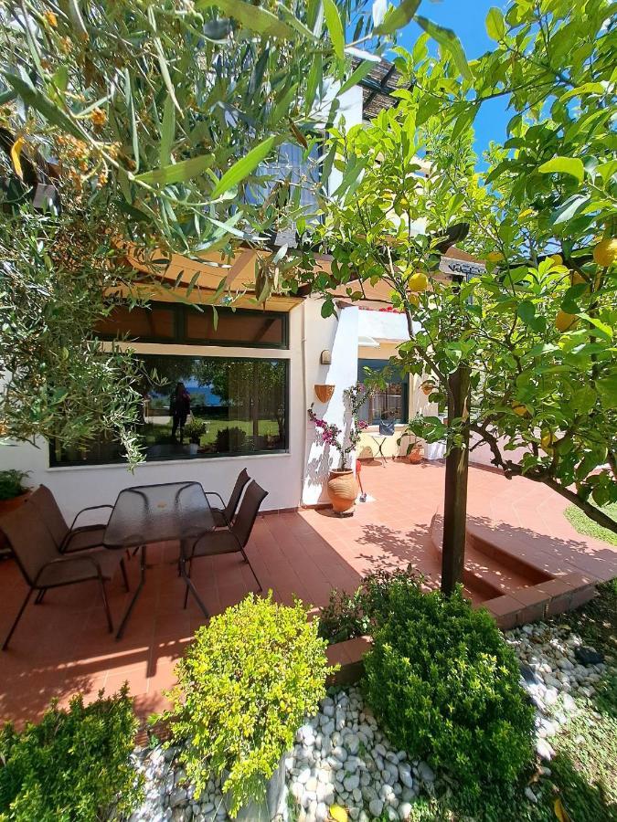 Villa La Casa Sul Mare PalaiónTsiflíkion Exterior foto